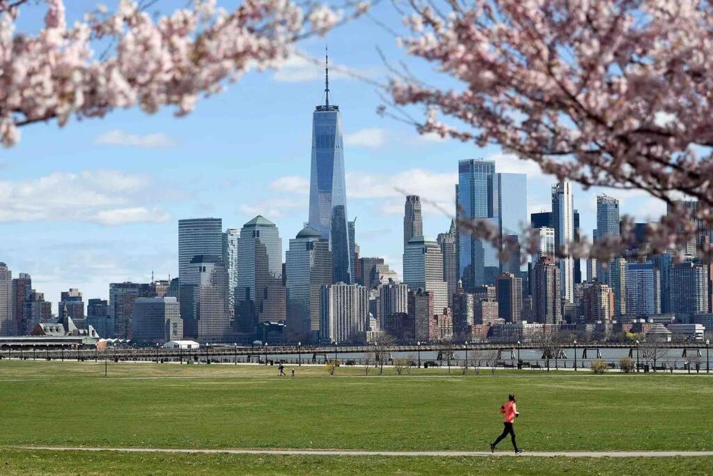 Sweet Home - 20 Minutes To Nyc Jersey City Extérieur photo